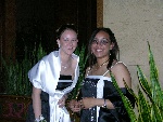 Prom-58-20040628-Laura&Nina-ChateauFrontenac-01.jpg
