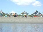 Nina-Beach-20-oob-20010824.jpg