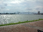 20031025-01-NewOrleans-MississippiRiver.jpg